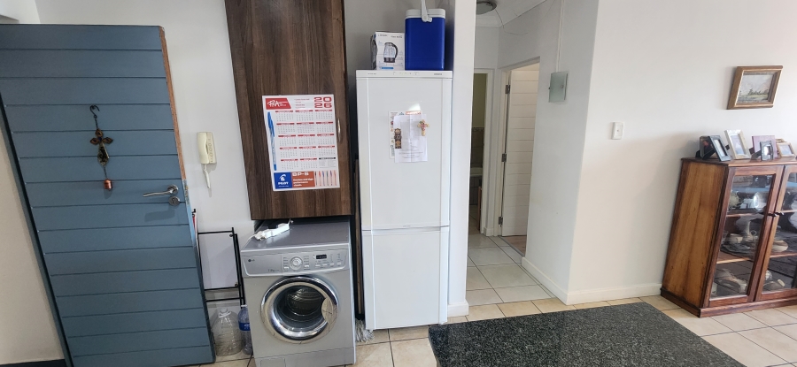 2 Bedroom Property for Sale in Dana Bay Western Cape